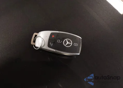 2019 Mercedes-Benz C 300 4Matic from USA, damaged, VIN WDDWK8EB3KF770602